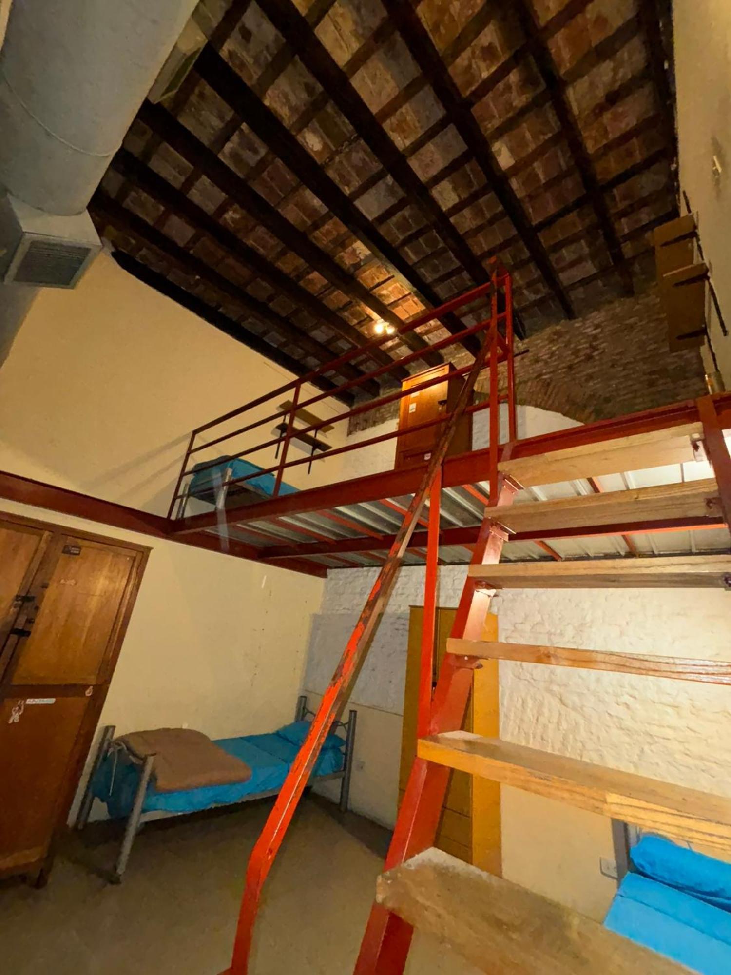 Granados Hostel Buenos Aires Exteriör bild