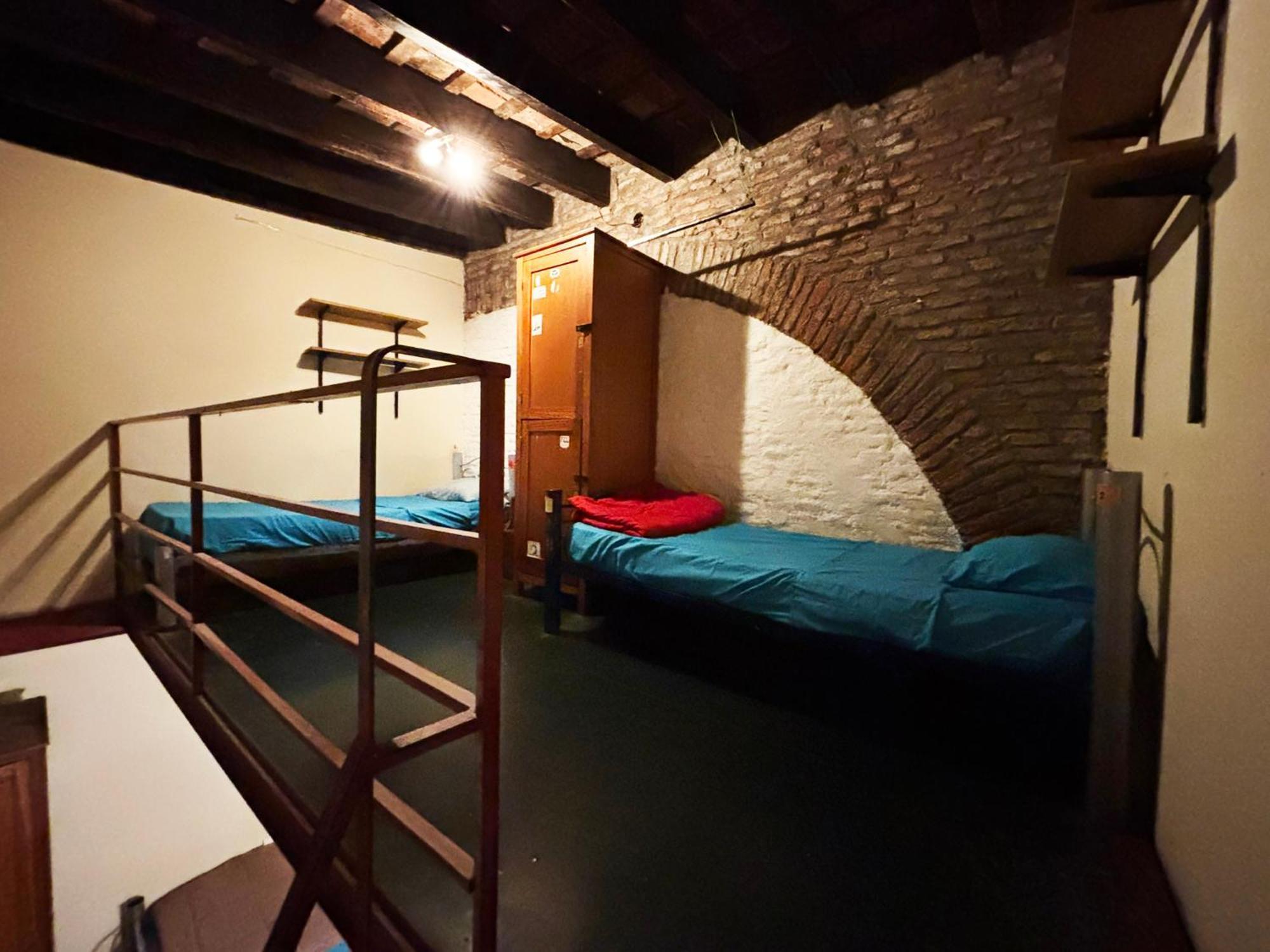 Granados Hostel Buenos Aires Exteriör bild