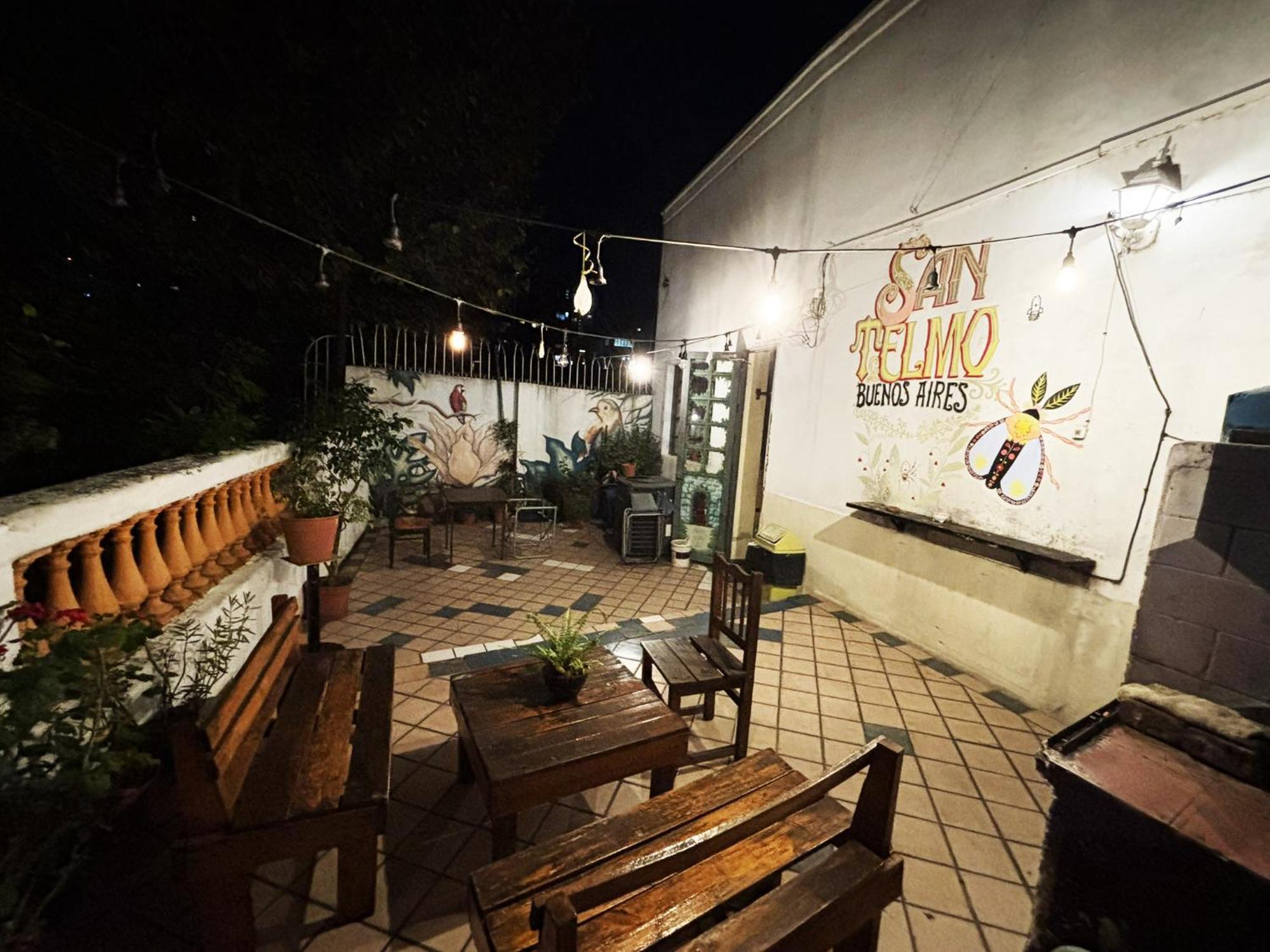 Granados Hostel Buenos Aires Exteriör bild